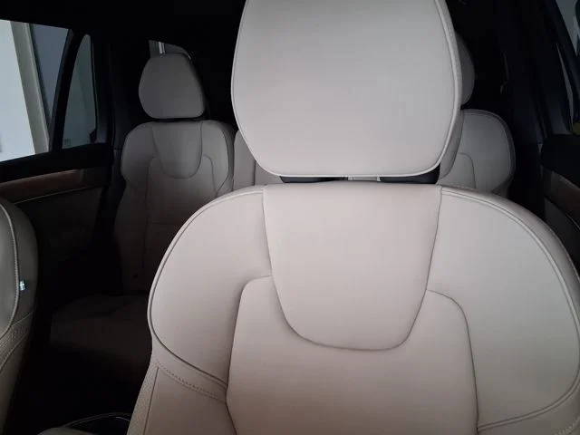 New 2026 Mulberry Red Volvo Plus image 20