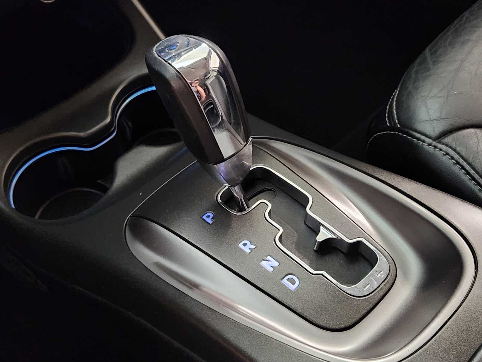 Used 2018 Pitch Black Clearcoat Dodge Crossroad image 18