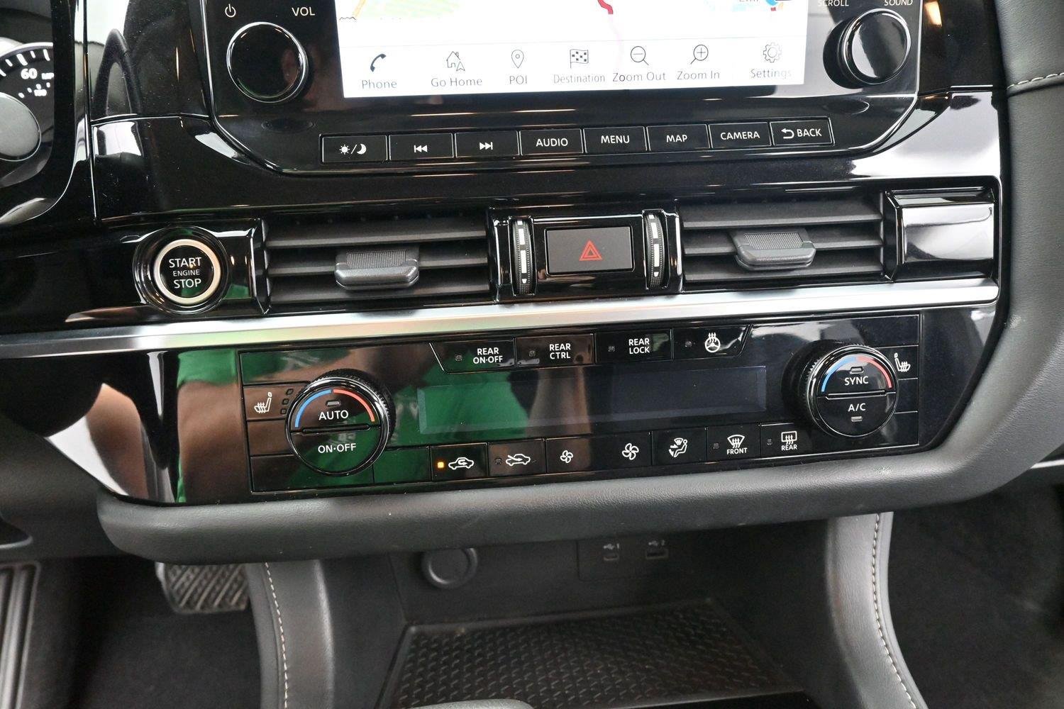 Used 2022 Green Nissan SL image 25