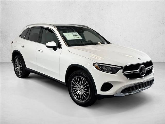 New 2026 Polar White Mercedes-Benz GLC 300 image 33