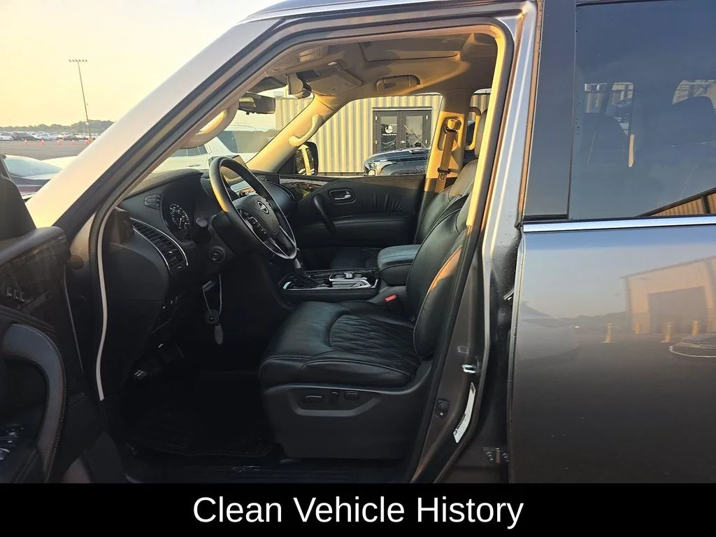 Used 2024 Gray Nissan Platinum image 4