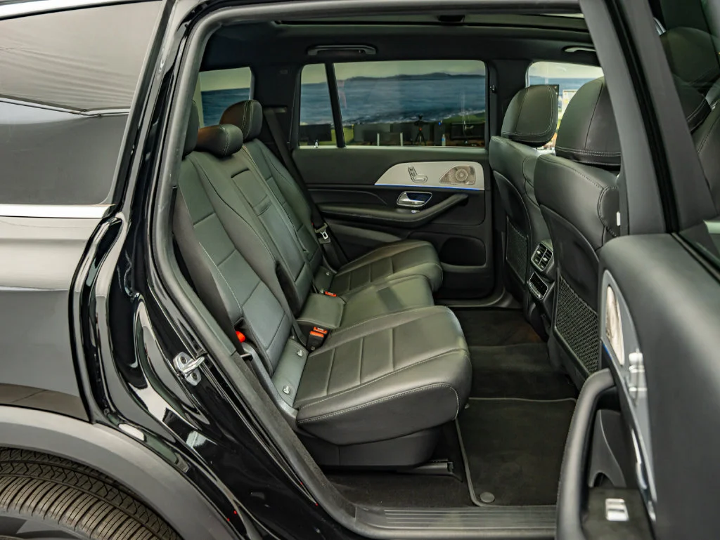 Used 2024 Black Mercedes-Benz GLS 450 image 38