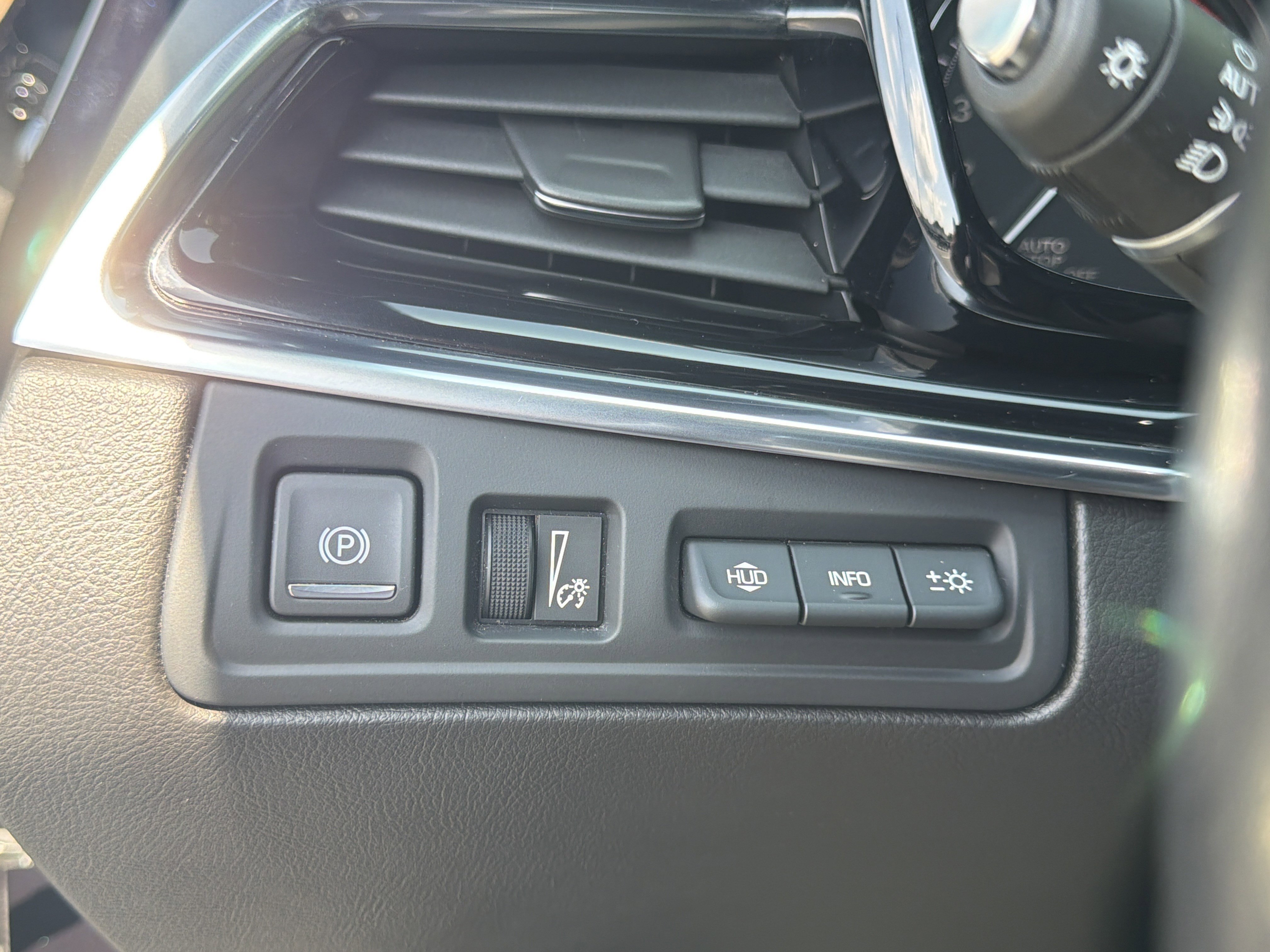 Used 2021 Dark Moon Blue Metallic Cadillac Sport image 39