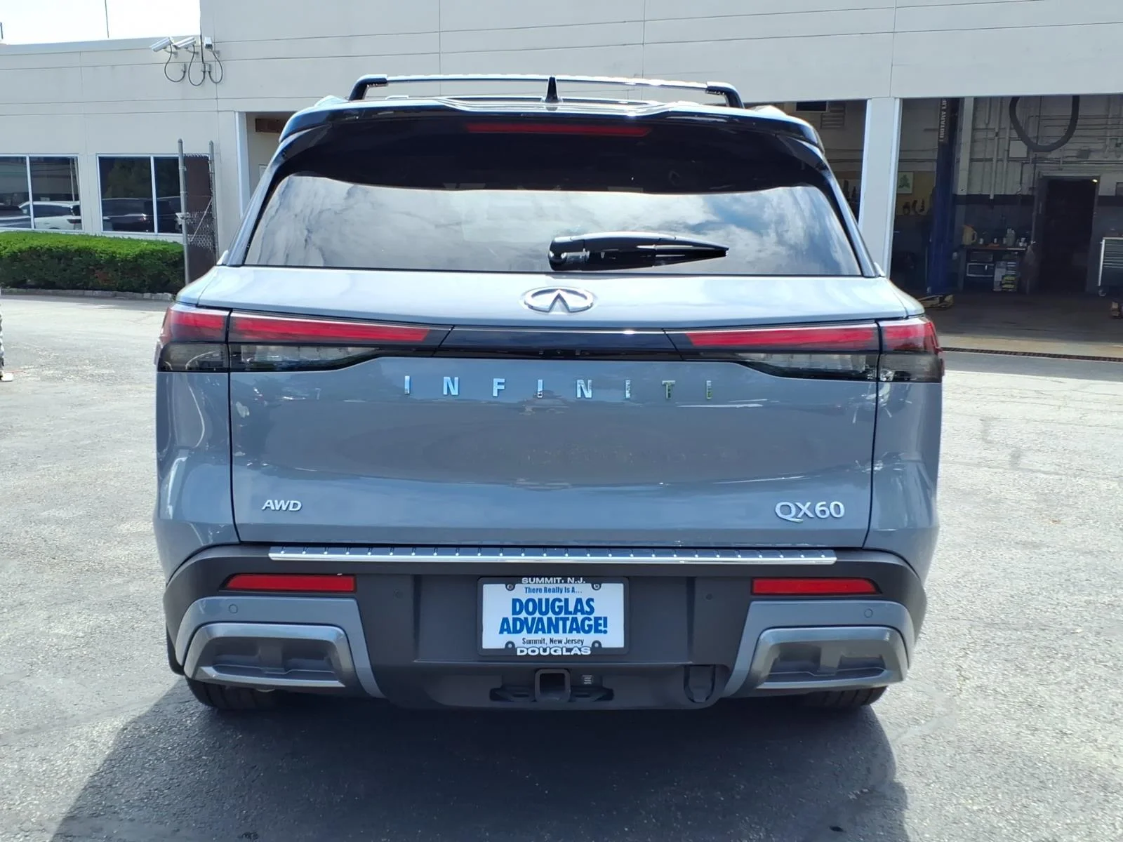 Certified Used 2025 Gray INFINITI Autograph image 7