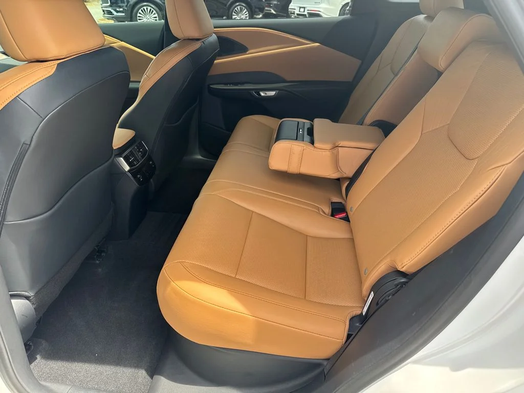 Used 2024 White Lexus 350 Premium Plus image 20