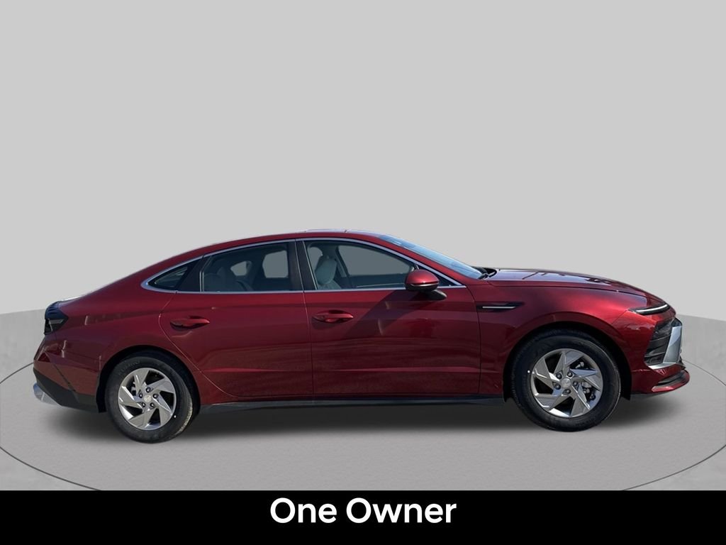 Certified Used 2026 Ultimate red Hyundai SE image 7