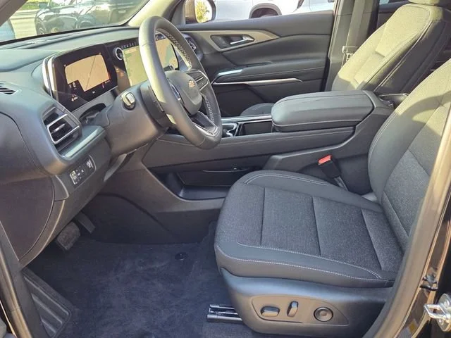 2026 Chevrolet Traverse LT - Photo 14