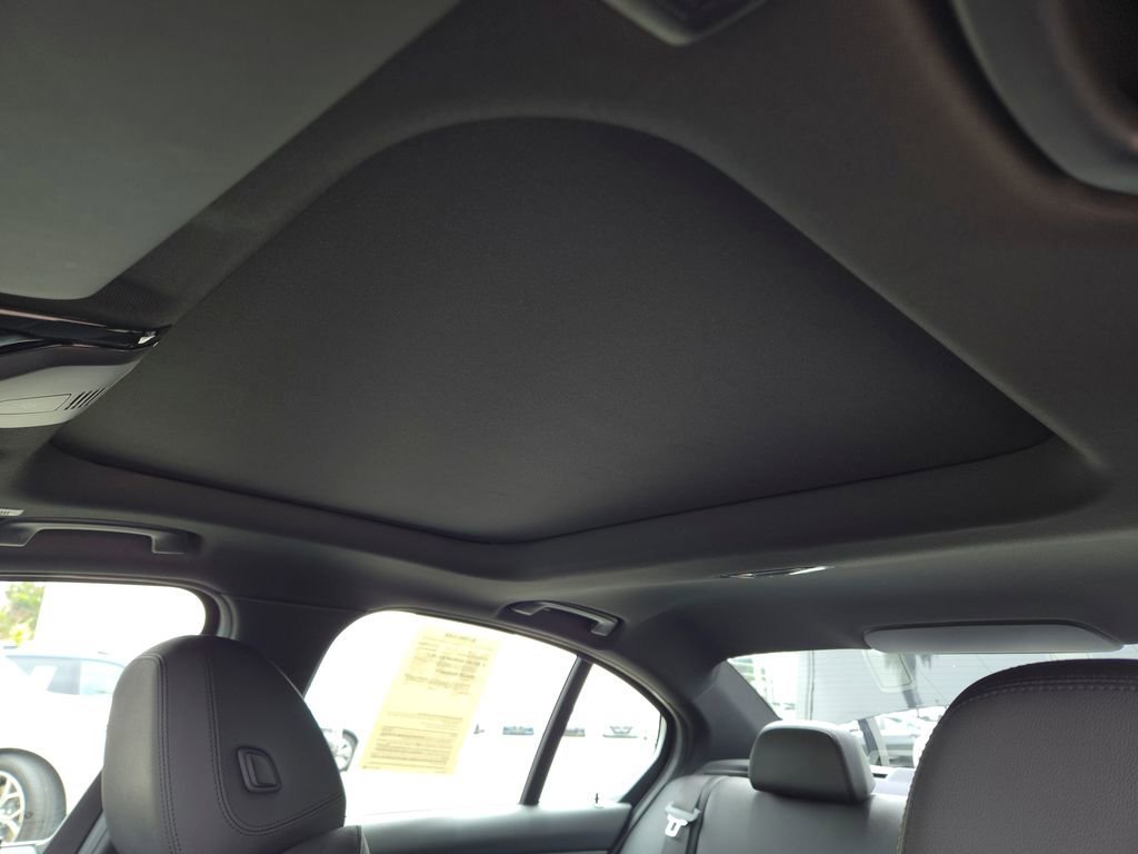 Used 2021 Jet Black BMW 330i image 15
