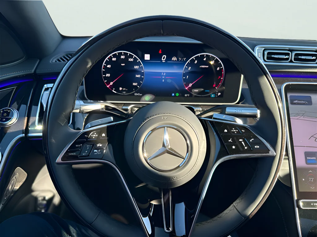 New 2026 MANUFAKTUR Moonlight White Metallic Mercedes-Benz S 580 image 14