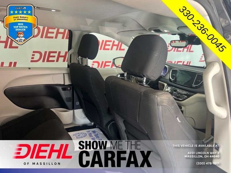 Used 2021 Gray Chrysler Touring image 11