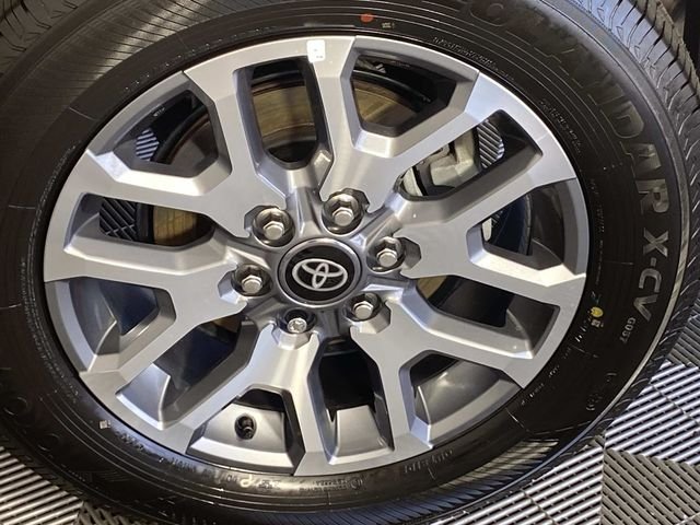 Used 2026 White Toyota SR5 image 29