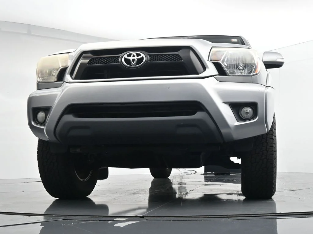 Used 2015 Silver Toyota Base image 30