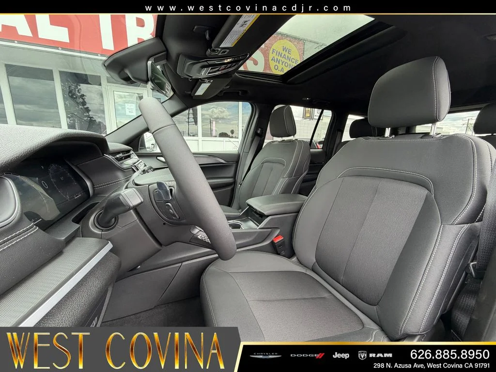 New 2026 Bright White Clearcoat Jeep Laredo X image 19