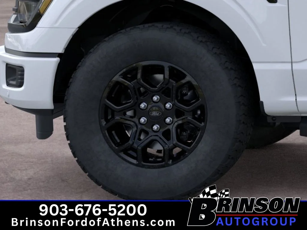New 2026 Oxford White Ford XLT image 19