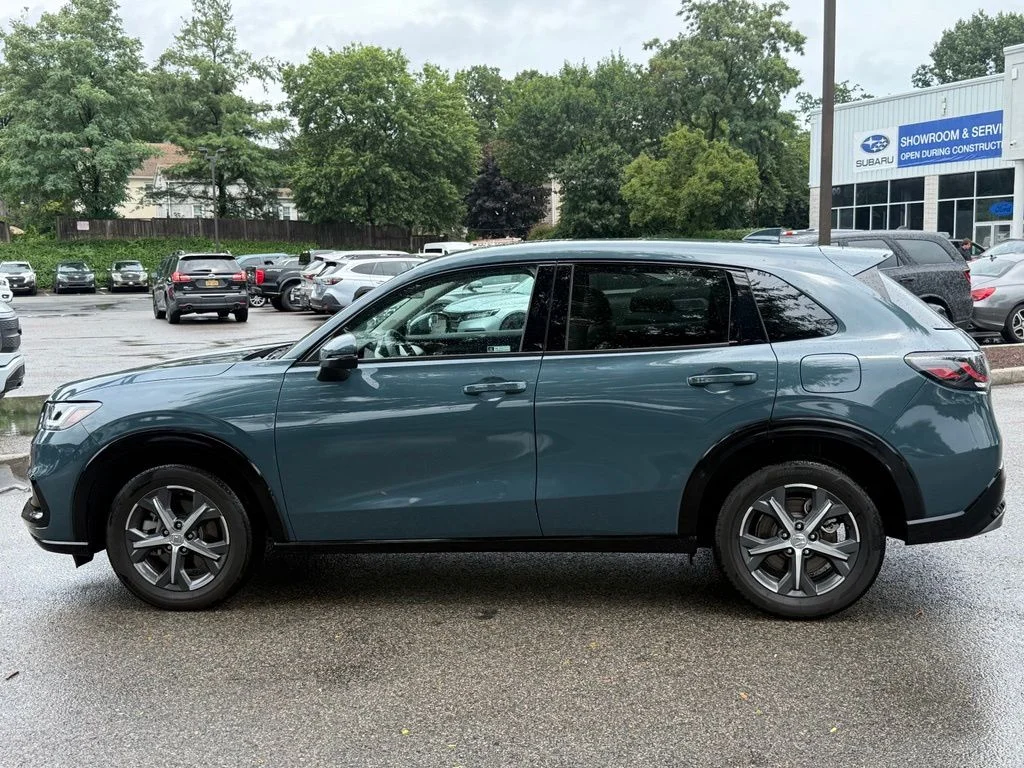 Used 2024  Honda EX-L image 5