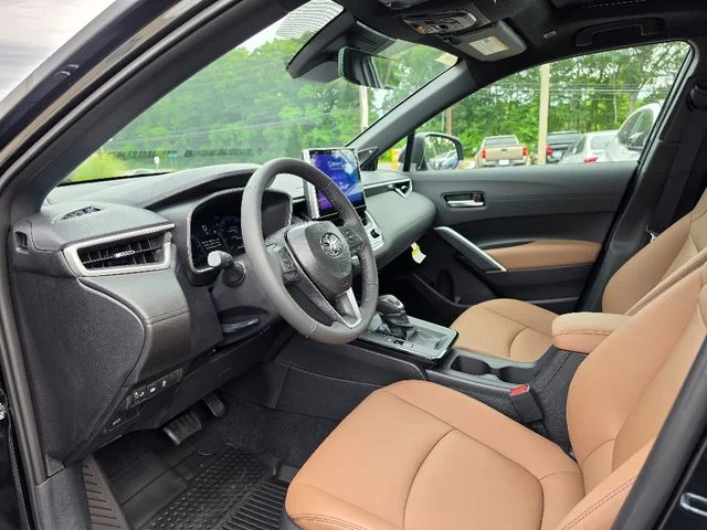 New 2026 Jet Black Toyota XLE image 13