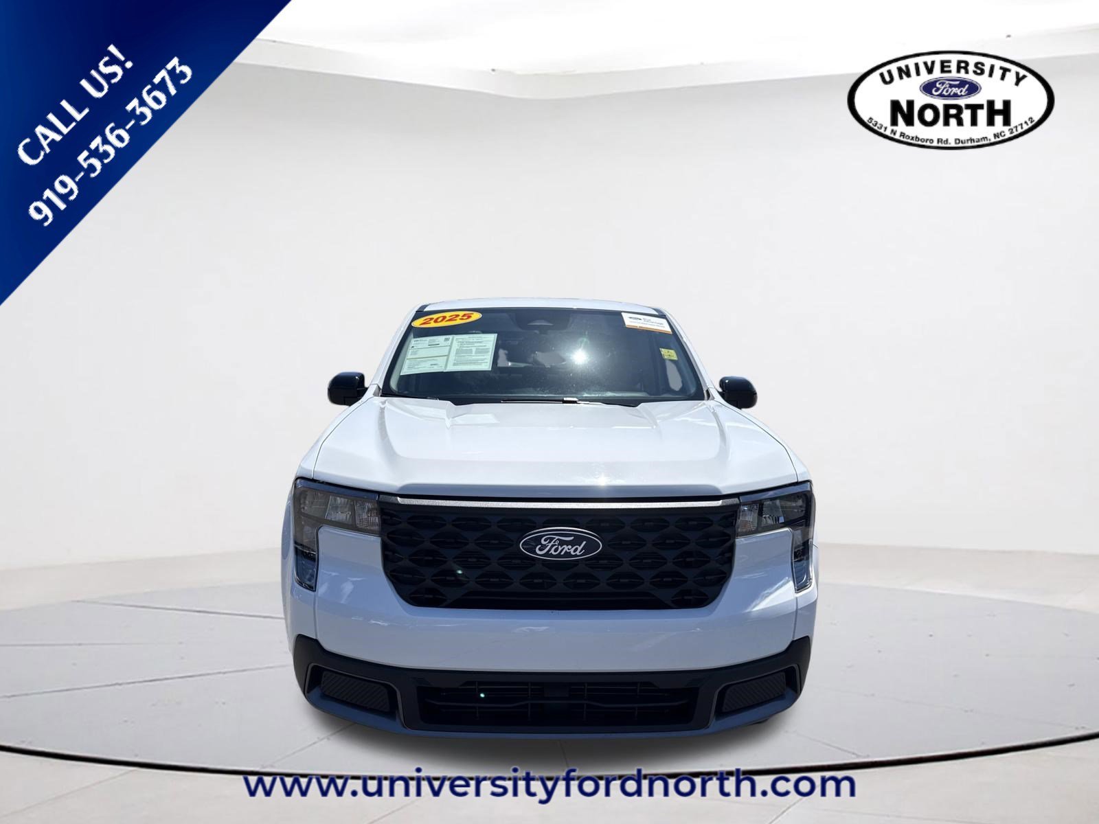 Used 2025 Oxford White Ford XLT image 2
