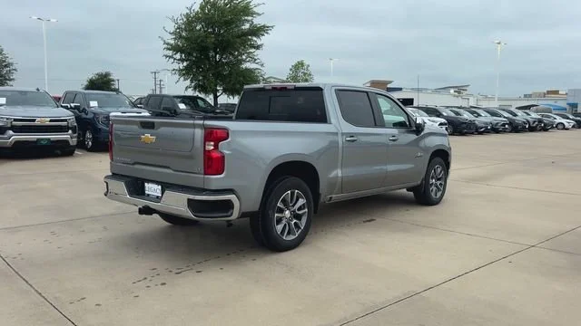 2026 Chevrolet Silverado 1500 LT - Photo 8