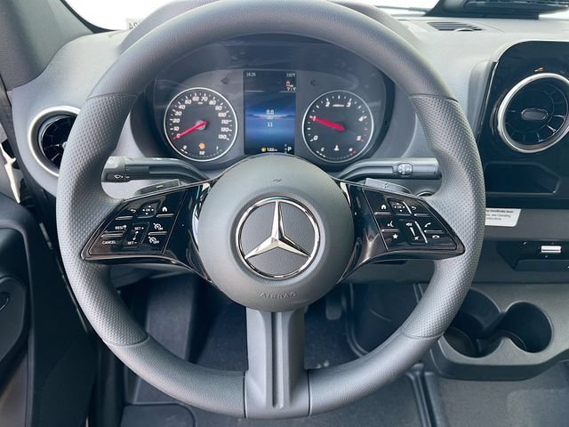 New 2026 Arctic White Mercedes-Benz Cargo 170 WB image 8