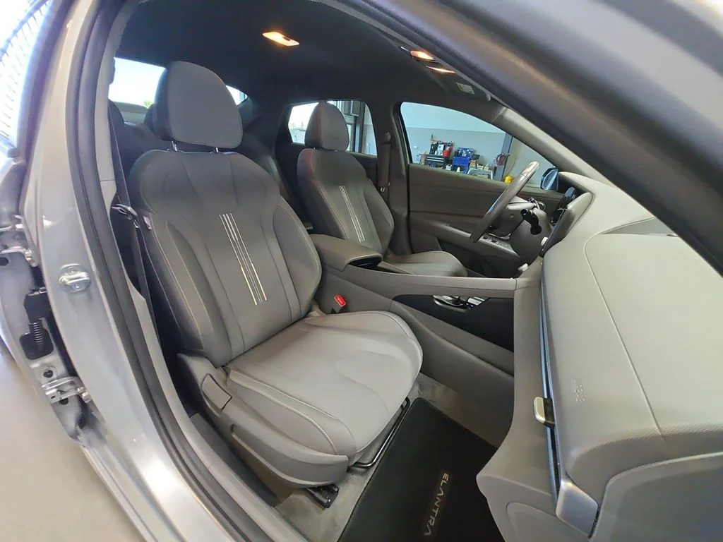 Used 2021 Silver Hyundai SEL image 36