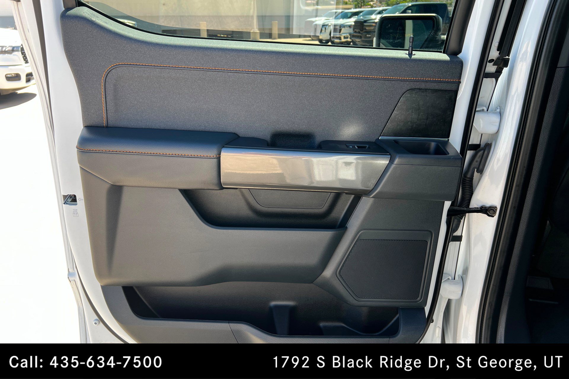 Used 2023 OXFORD WHITE Ford Tremor image 19