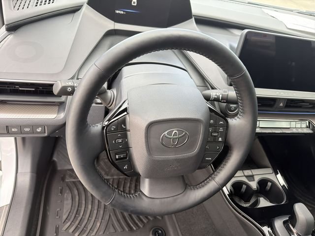 2025 Toyota Prius Limited - Photo 16