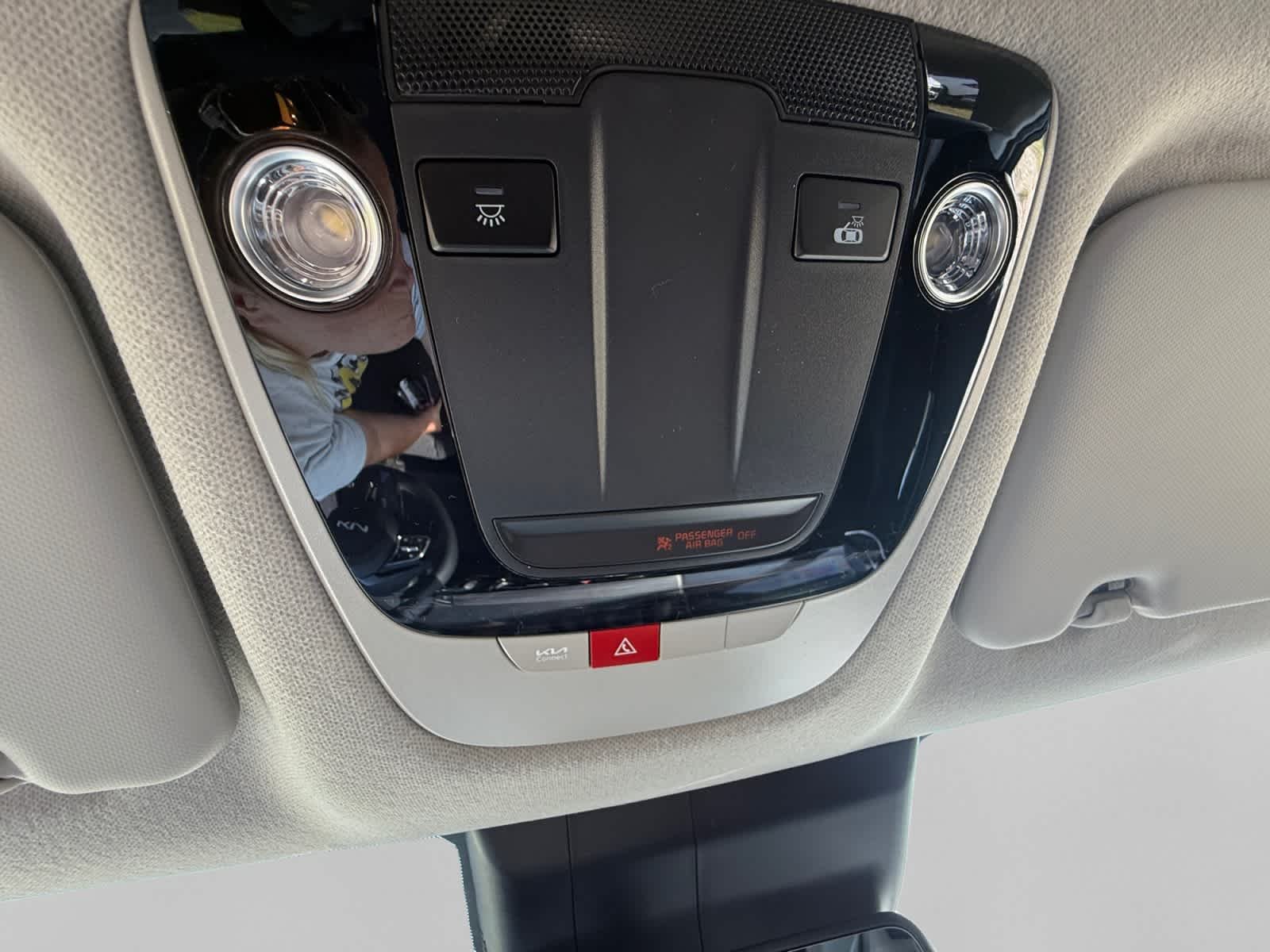 New 2026 Gravity Gray Kia S image 18