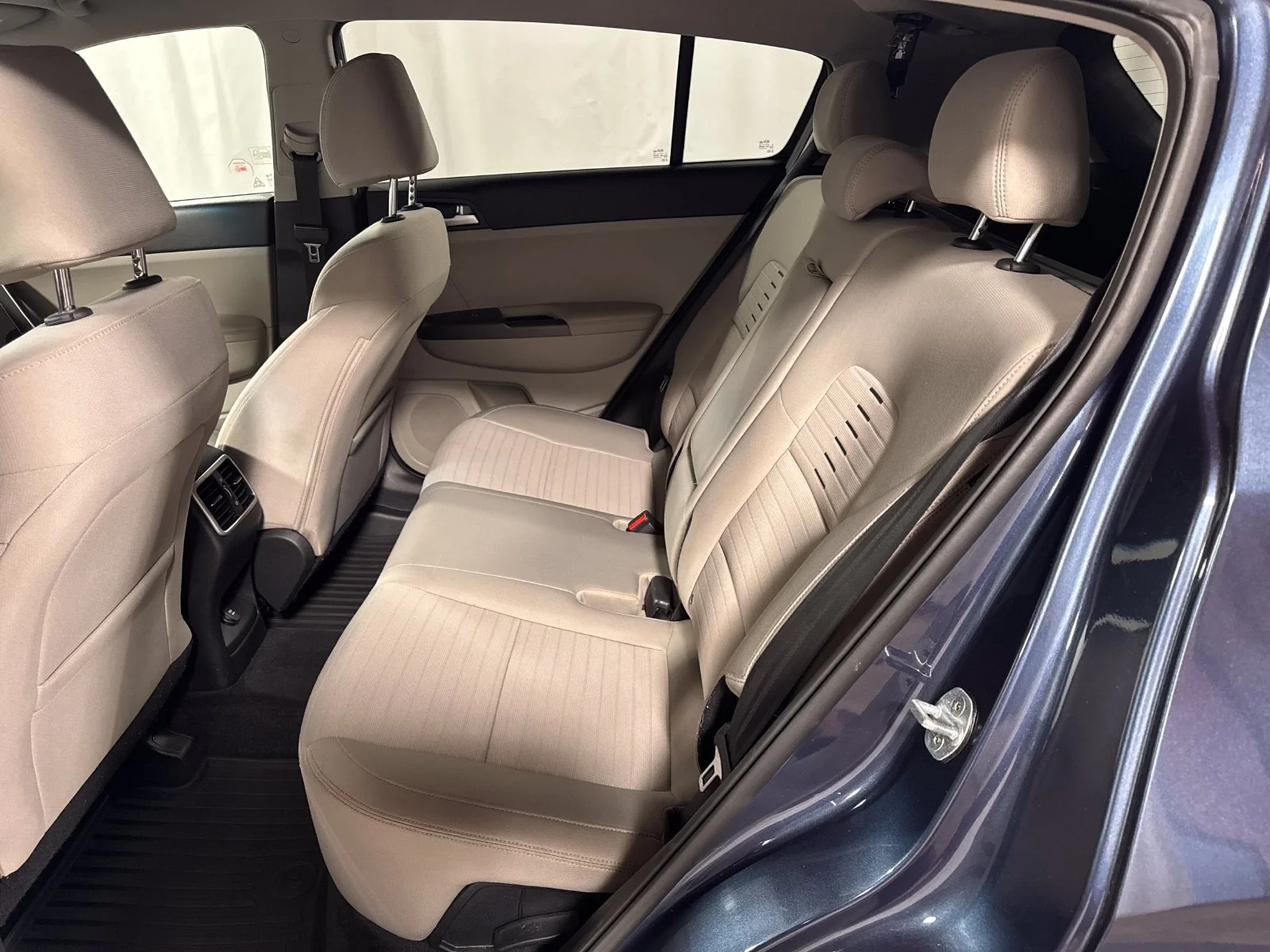 Used 2021 Pacific Blue Kia LX image 5