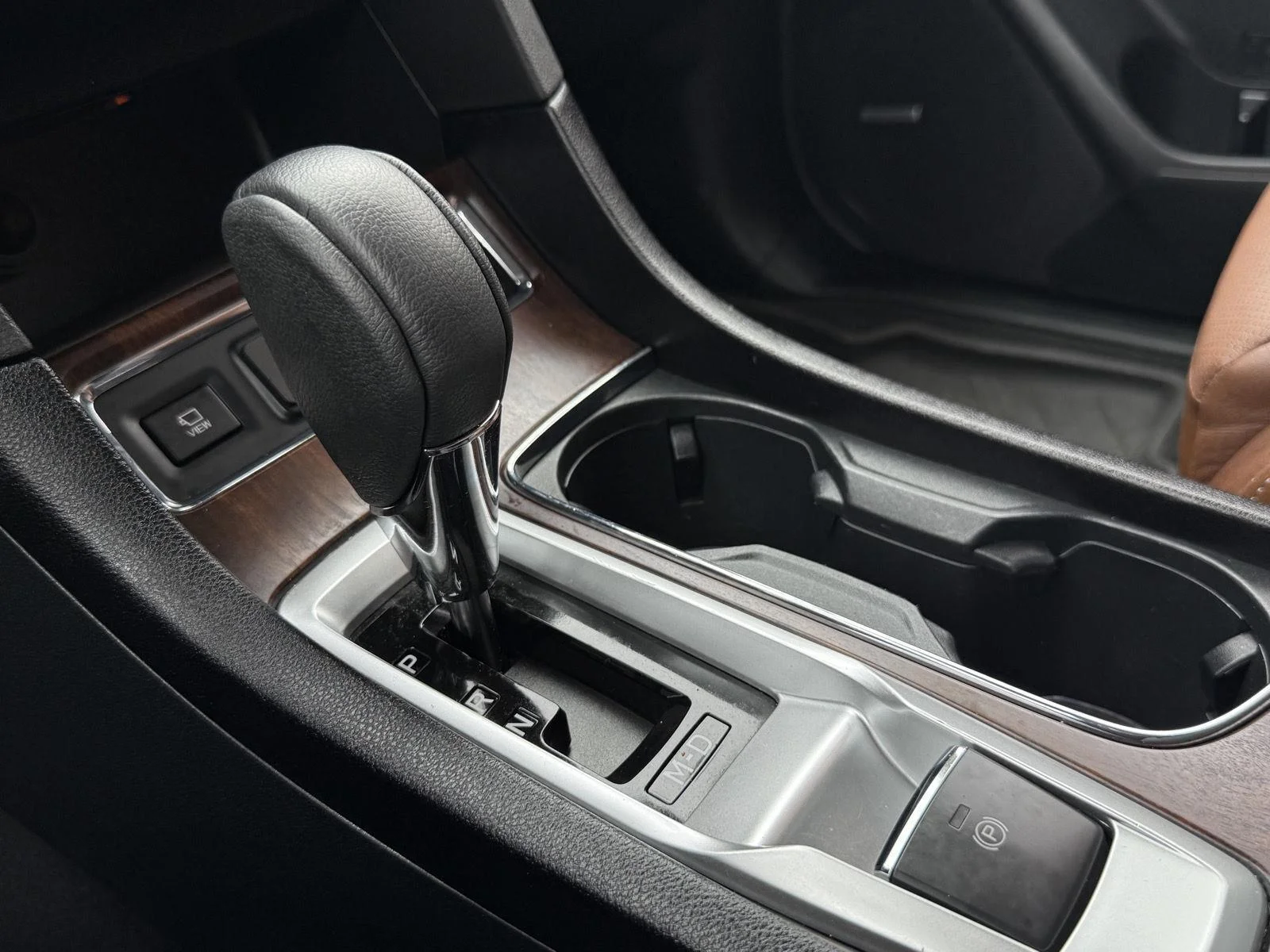 Used 2024 Magnetite Gray Metallic Subaru Touring image 24