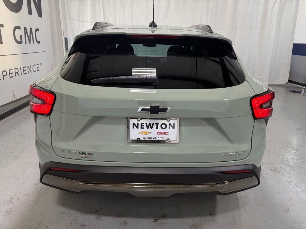 New 2026 Cacti Green Chevrolet ACTIV image 31