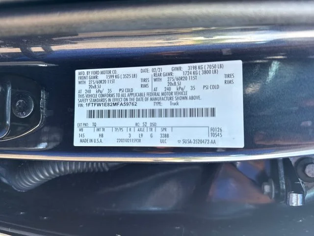 Used 2021 Gray Ford Lariat image 27