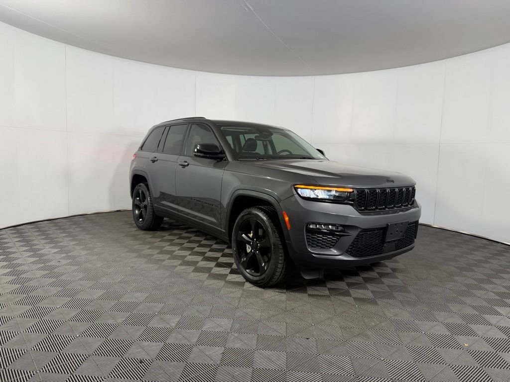 Used 2023 Gray Jeep Limited image 5