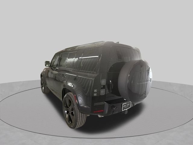 New 2026 Santorini Black Land Rover X-Dynamic SE image 7