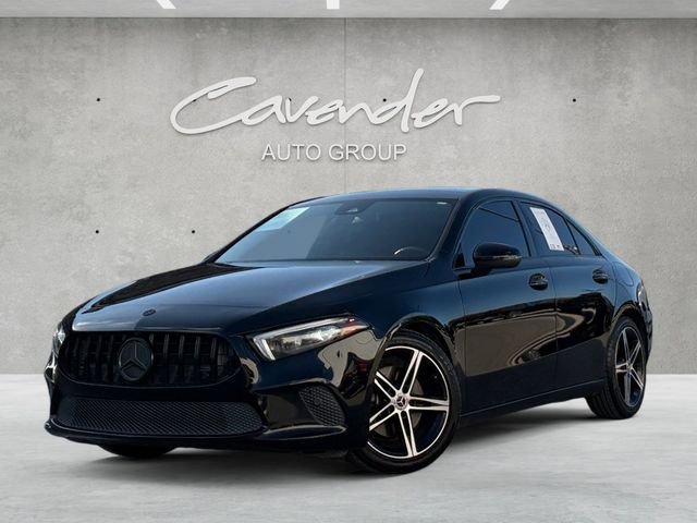 2021 Mercedes-Benz A-Class A220's photo