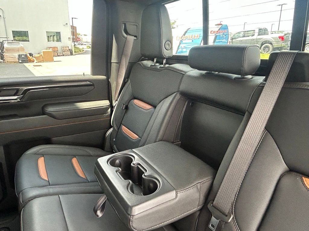 Used 2026 Silver GMC AT4 image 27