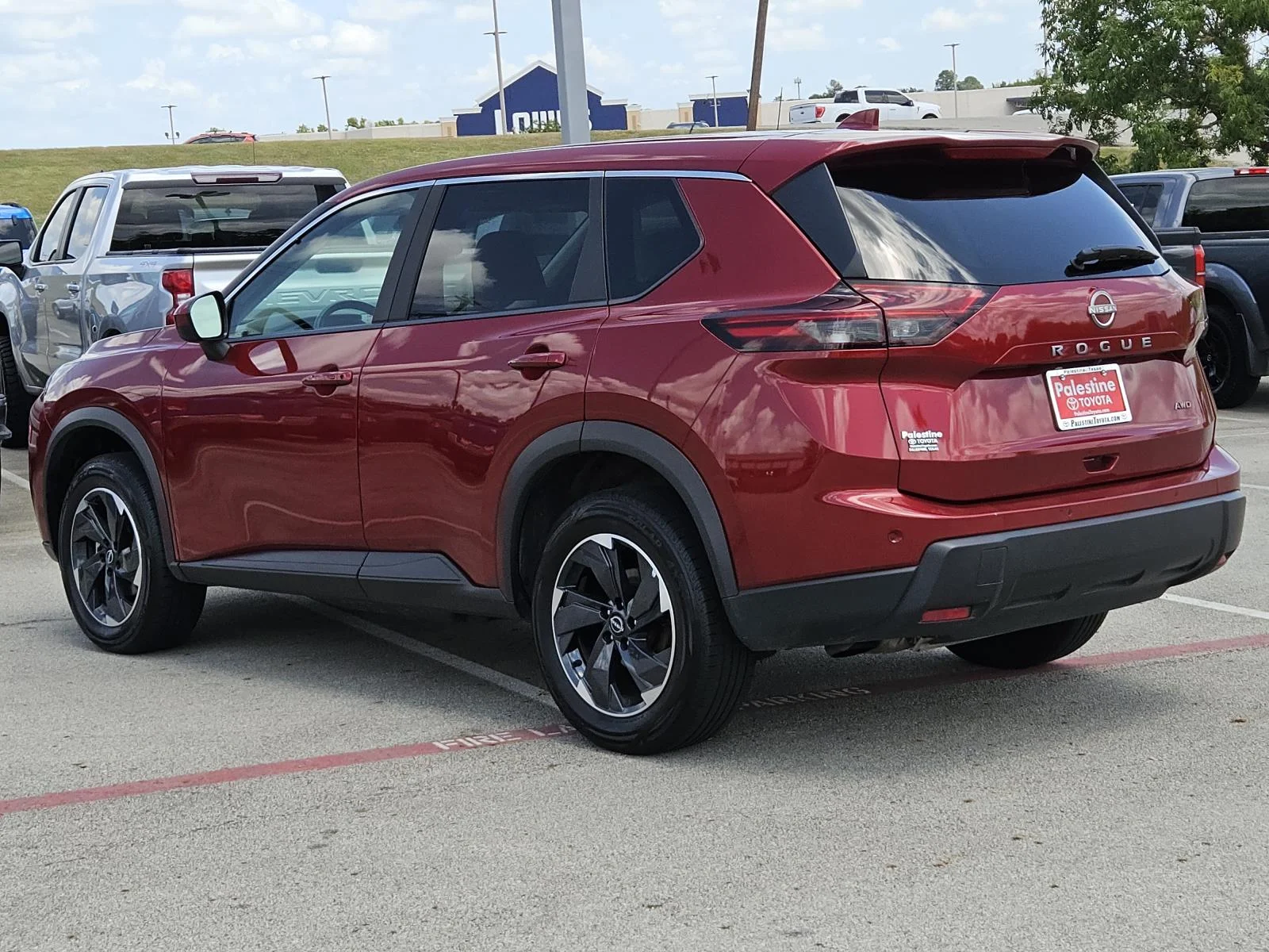 Used 2025 Scarlet Ember Tintcoat Nissan AWD SV image 6