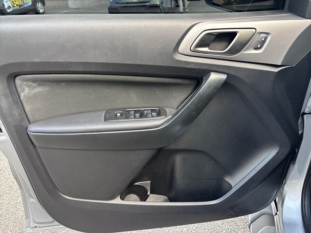 Used 2021 Silver Metallic Ford XLT image 8