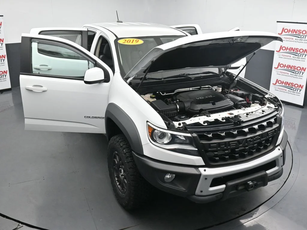 Used 2019 White Chevrolet ZR2 image 38