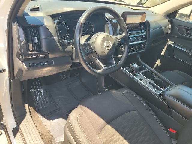 Used 2025 White Nissan SV image 12