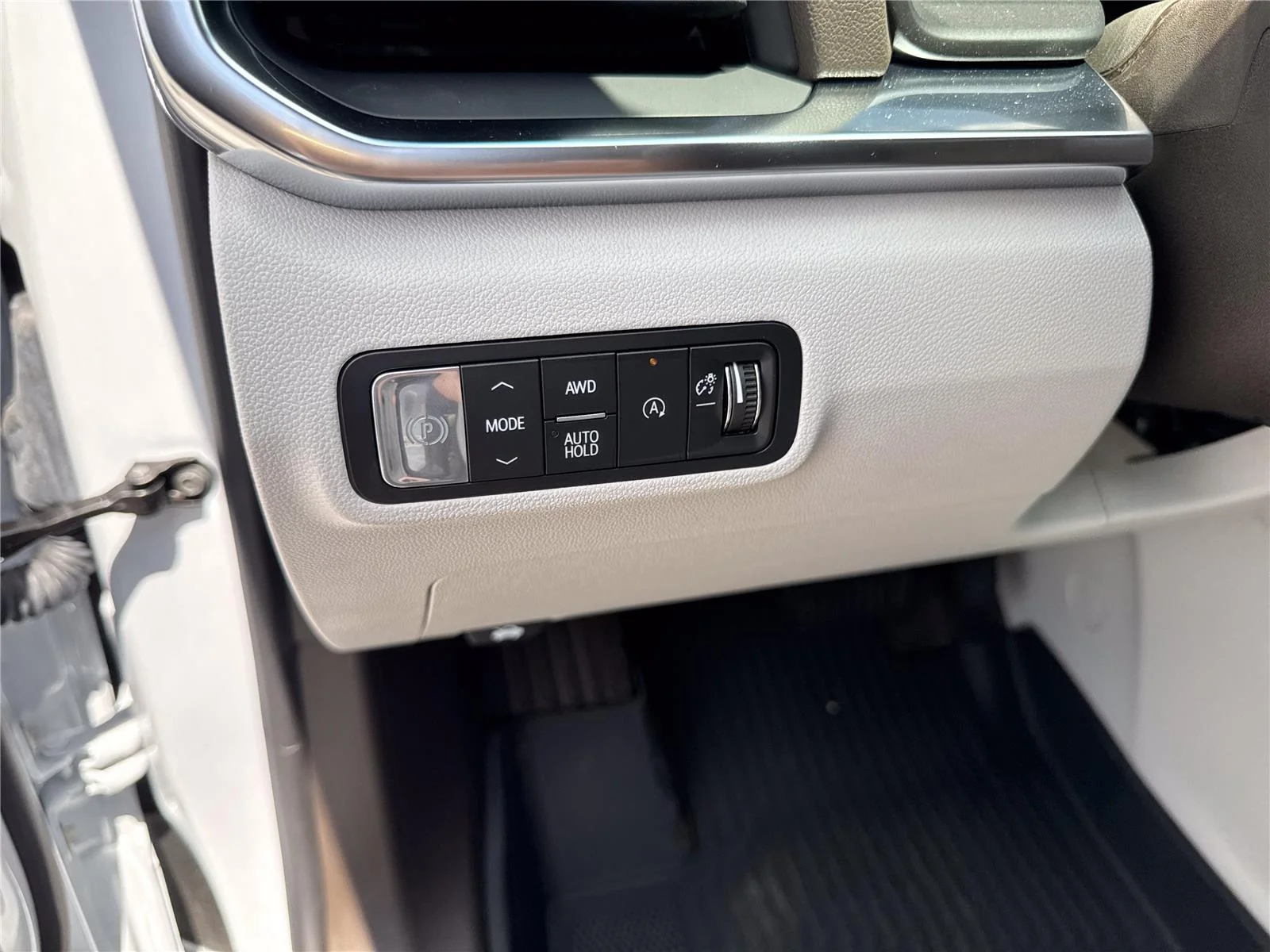 New 2026 Glacier White Tricoat GMC Denali image 19