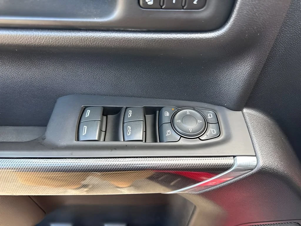 Used 2021 Cardinal Red GMC AT4 image 31