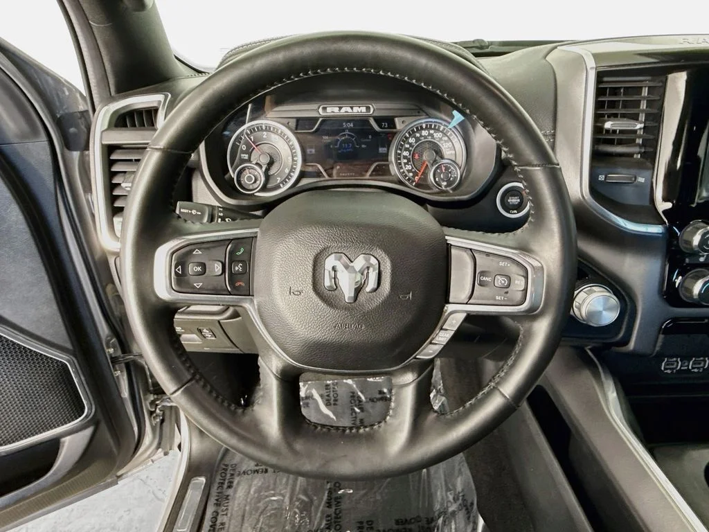 Used 2022 Silver Ram Laramie image 11