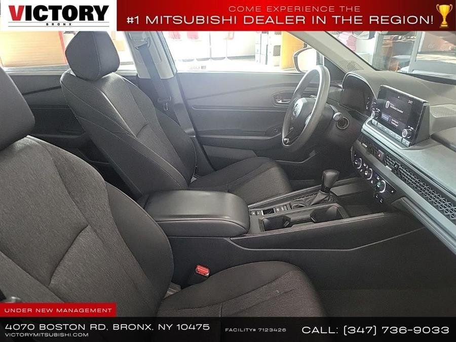 Used 2023 Silver Honda EX image 13