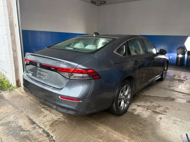 Used 2024 Gray Honda EX image 4