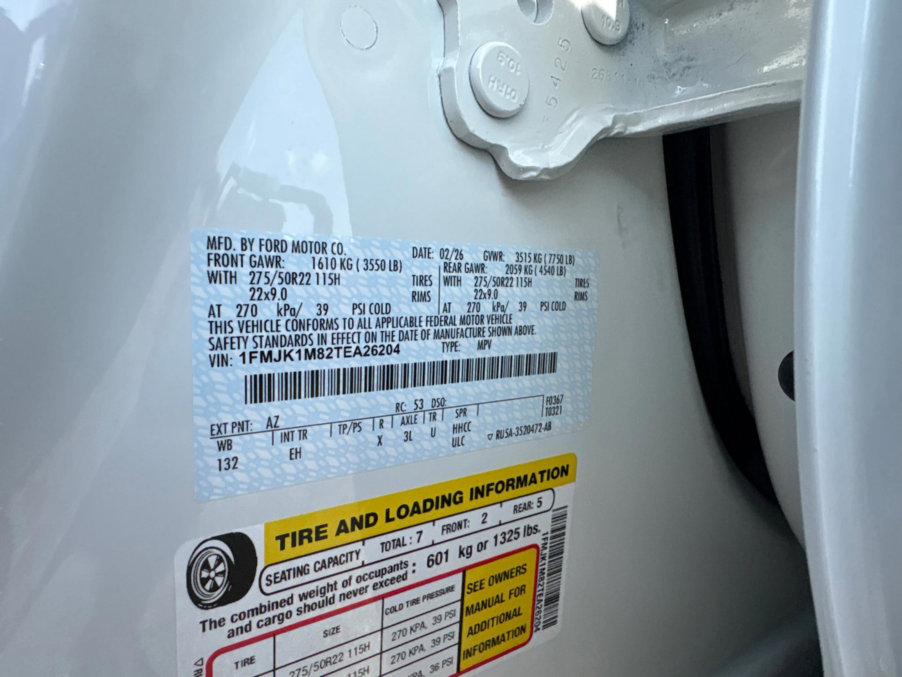 New 2026 Star White Metallic Tri-Coat Ford MAX Platinum® image 31