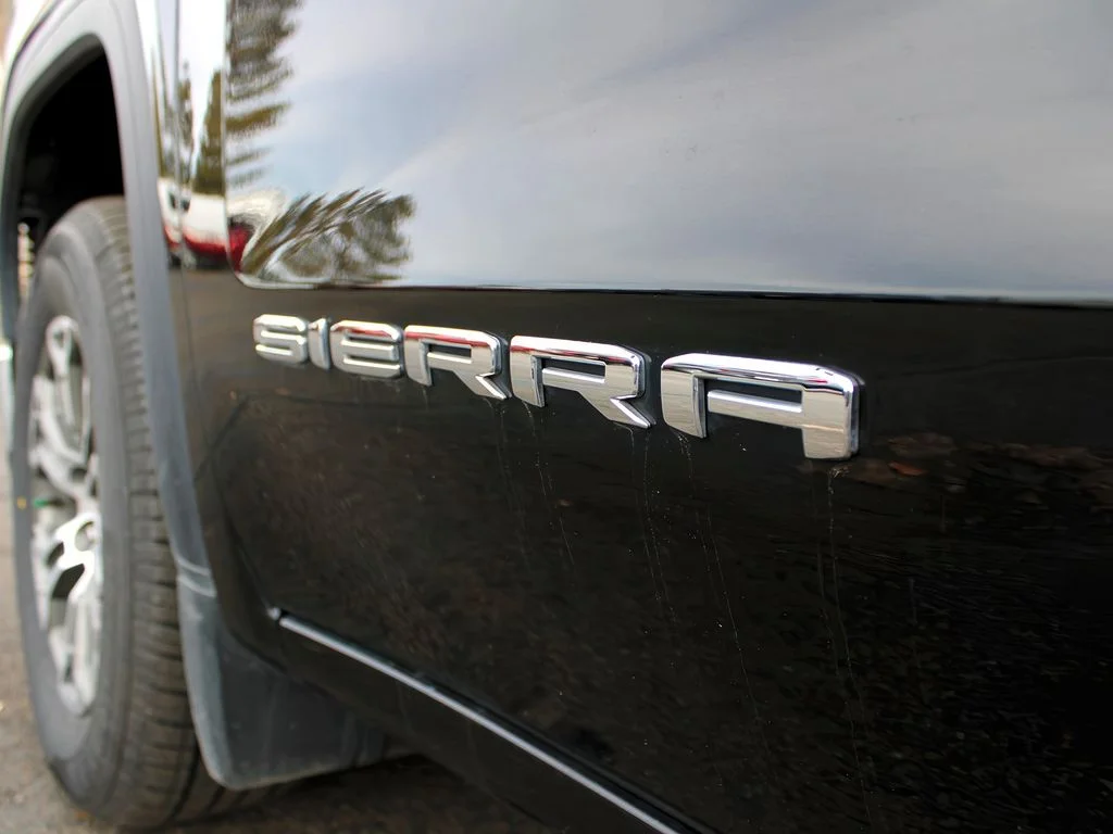 2024 GMC Sierra 1500 SLT - Photo 37