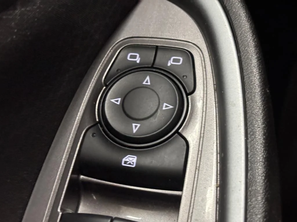 Used 2023 Mosaic Black Metallic Chevrolet LT image 21