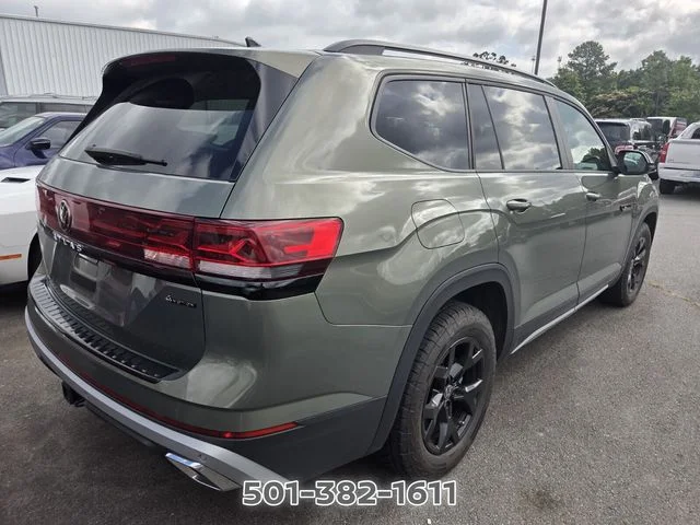 Used 2024 Green Volkswagen 2.0T Peak Edition SE w/Technology image 4