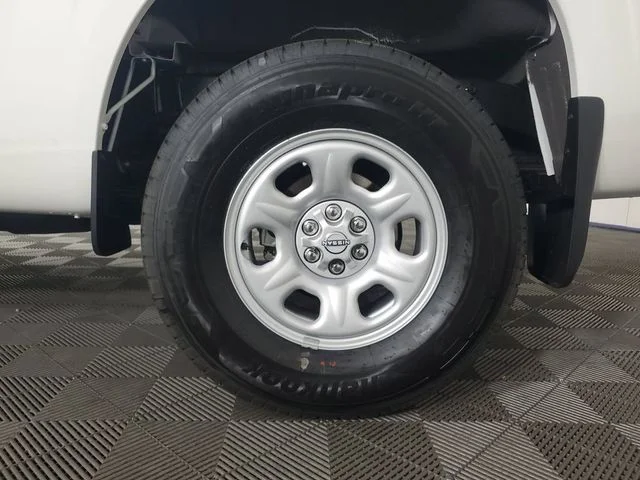 New 2026 Glacier White Nissan King Cab® S image 31