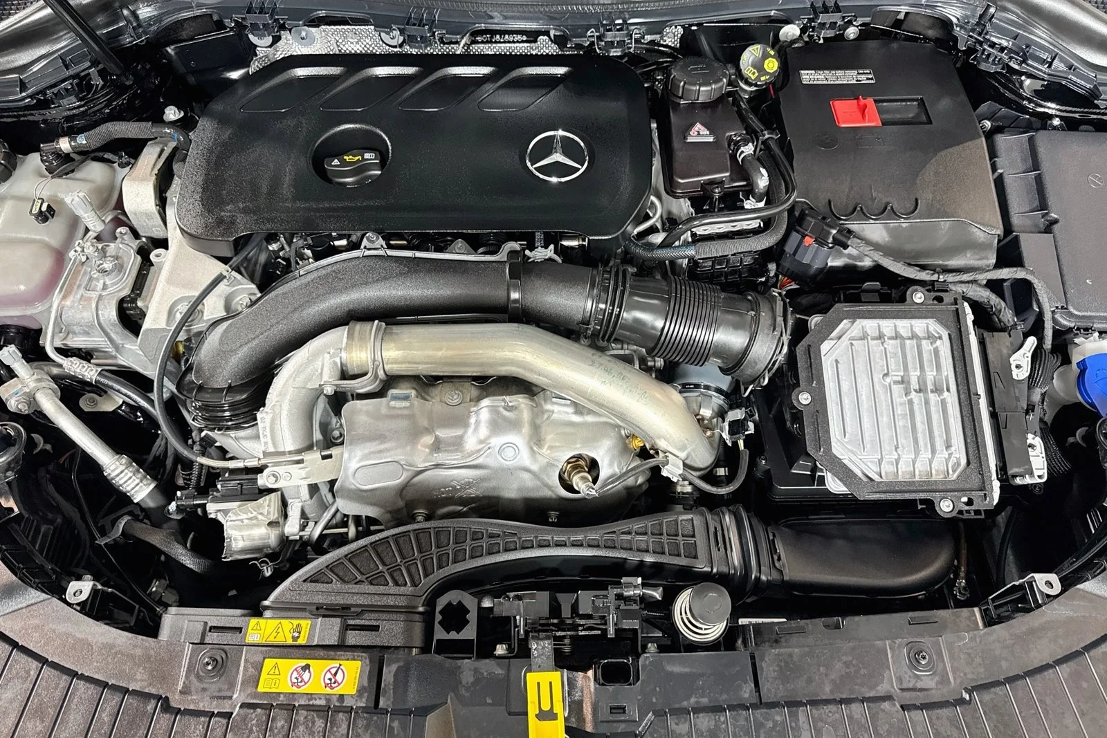 Used 2026 Night Black Mercedes-Benz GLA 250 image 28